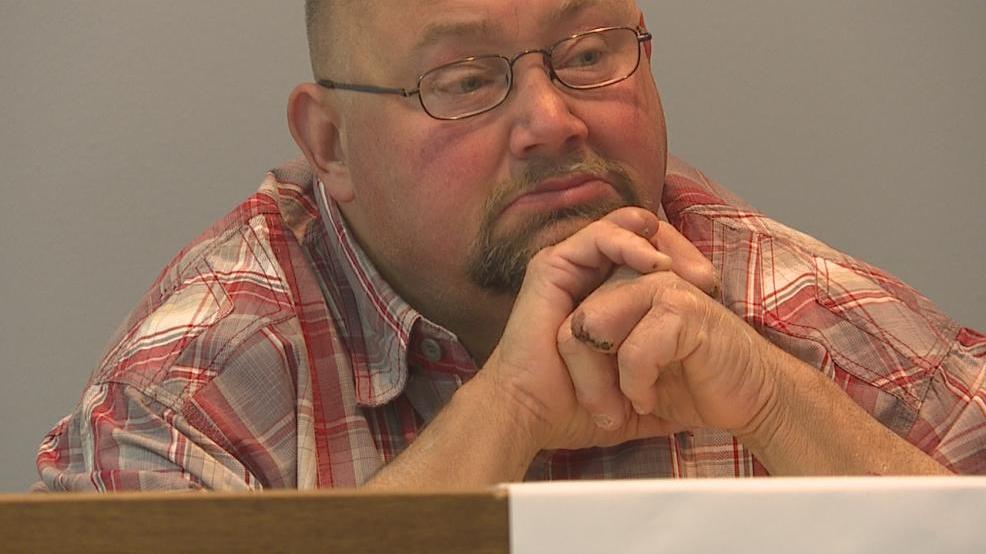 Buckeye Lake Council votes to dismiss police chief WSYX