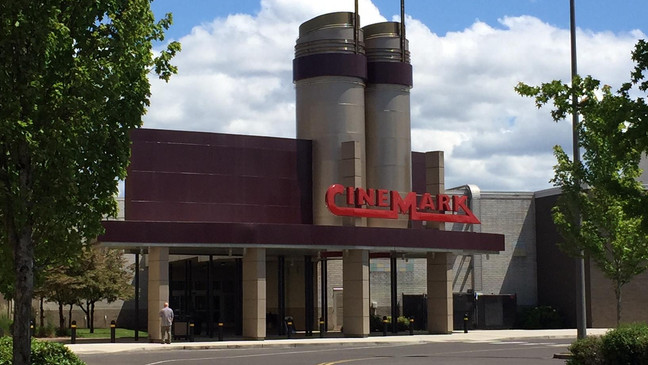 Mother, son with disability 'kicked out' of movie theater over 'too many happy noises'