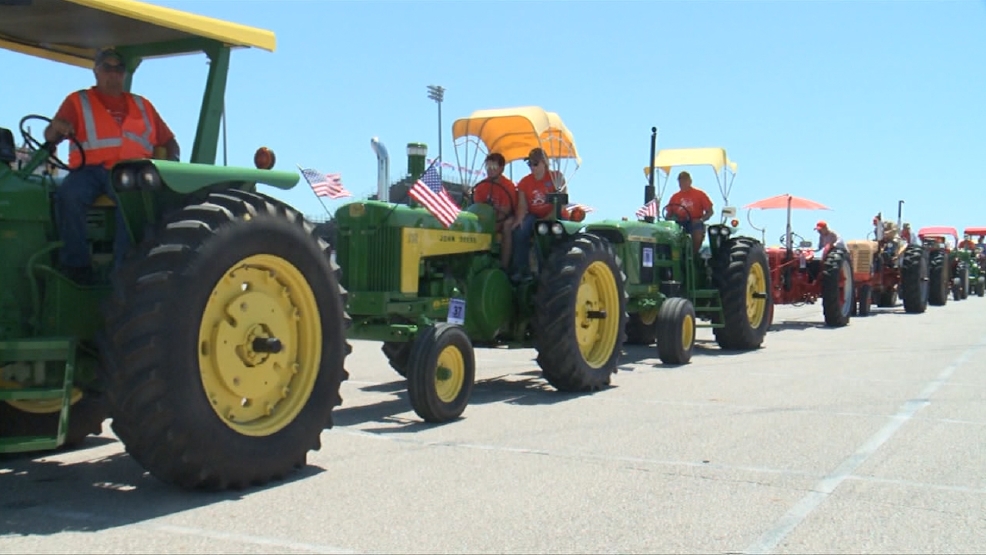 Great Iowa Tractor Ride Marks 20th Year KDSM