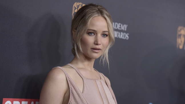 Jennifer Lawrence hits Venice with horror story 'mother!'