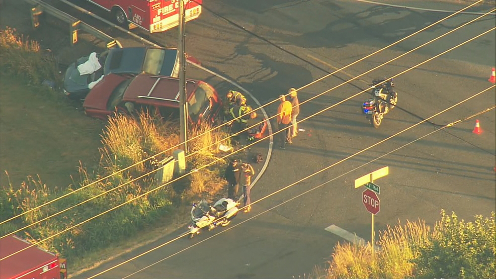 At least 2 injured in Hwy. 164 crash west of Enumclaw KOMO