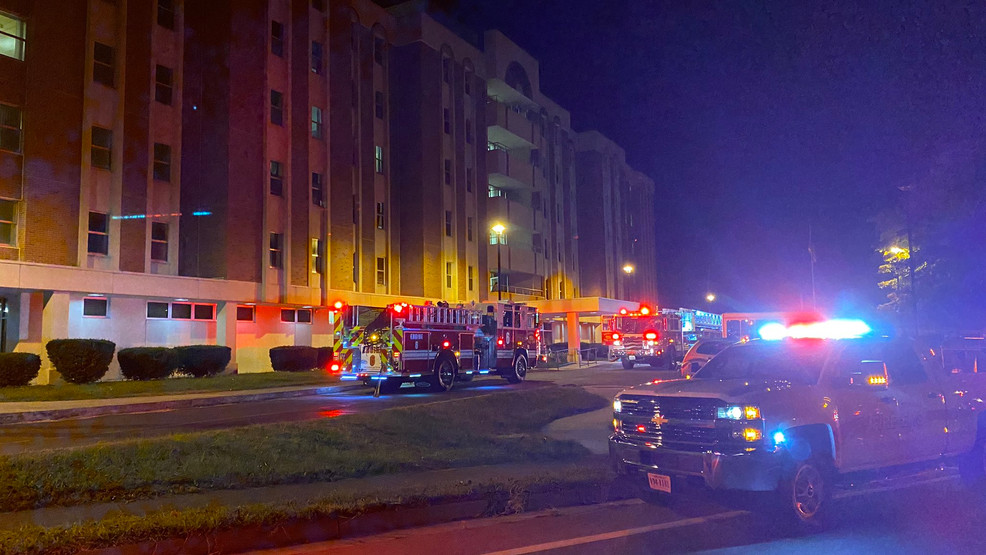 One displaced after lithium battery causes fire in Roanoke apartment