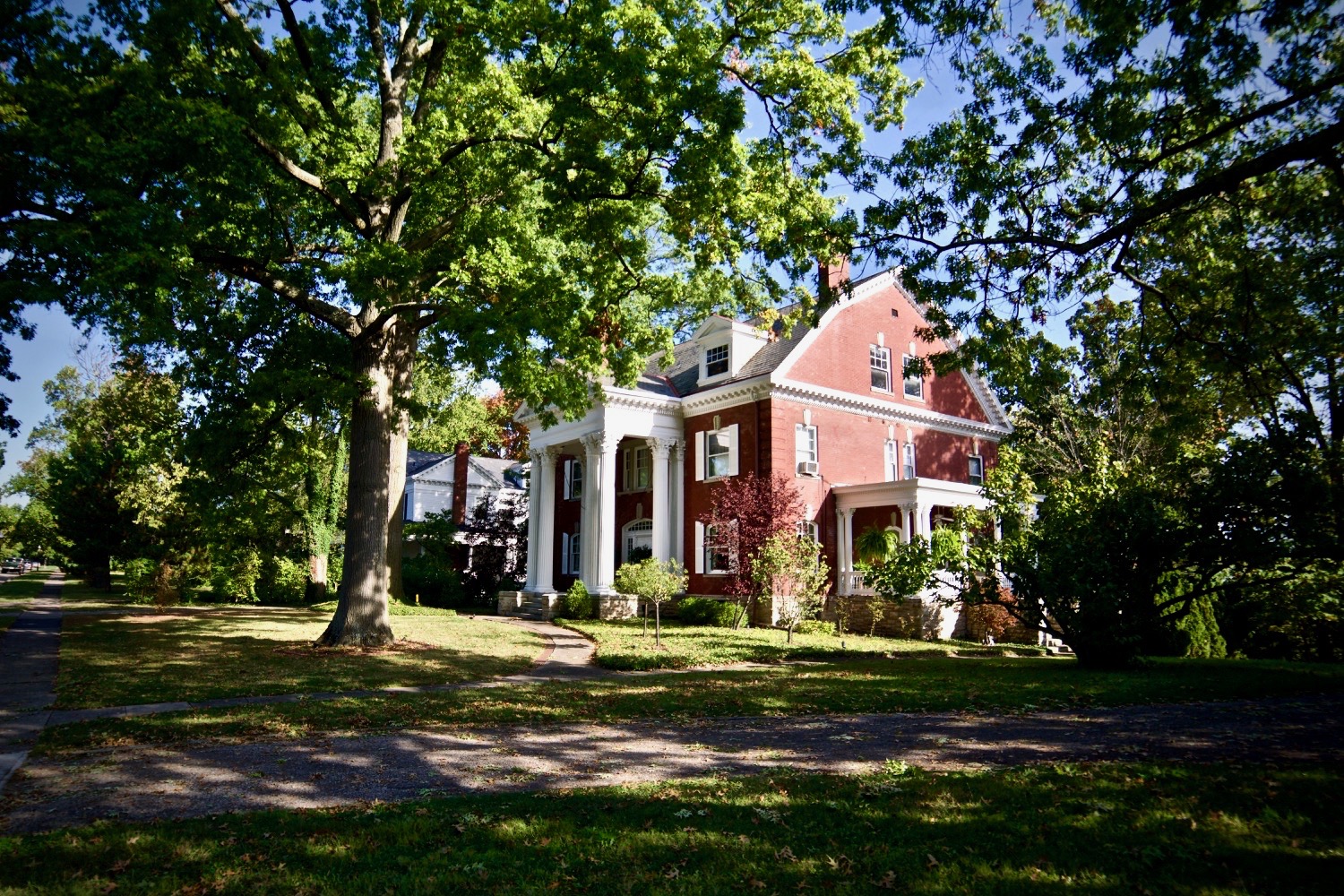 North Avondale Is a Treasure Trove of Beautiful, Historic Architecture