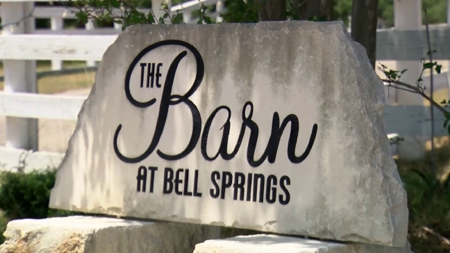 Road Trippin' Dripping Springs: The Barn at Bell Springs