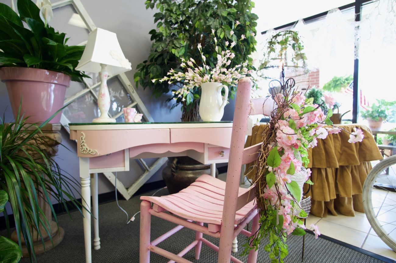 Willow Floral Is The Best Vintage Decor Store You've Never Heard Of