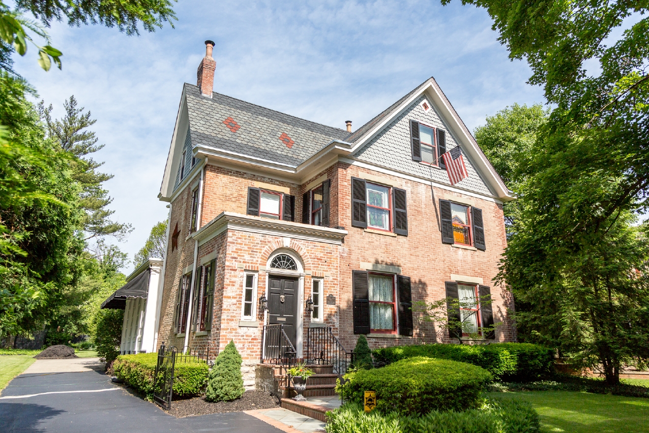 Photos The UltraAdorable Homes Of Glendale, Ohio Cincinnati Refined