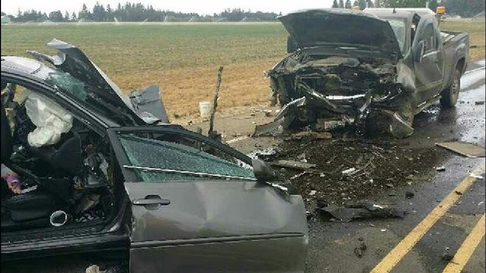Woman, 21, killed, 2 injured, including toddler in crash near Molalla