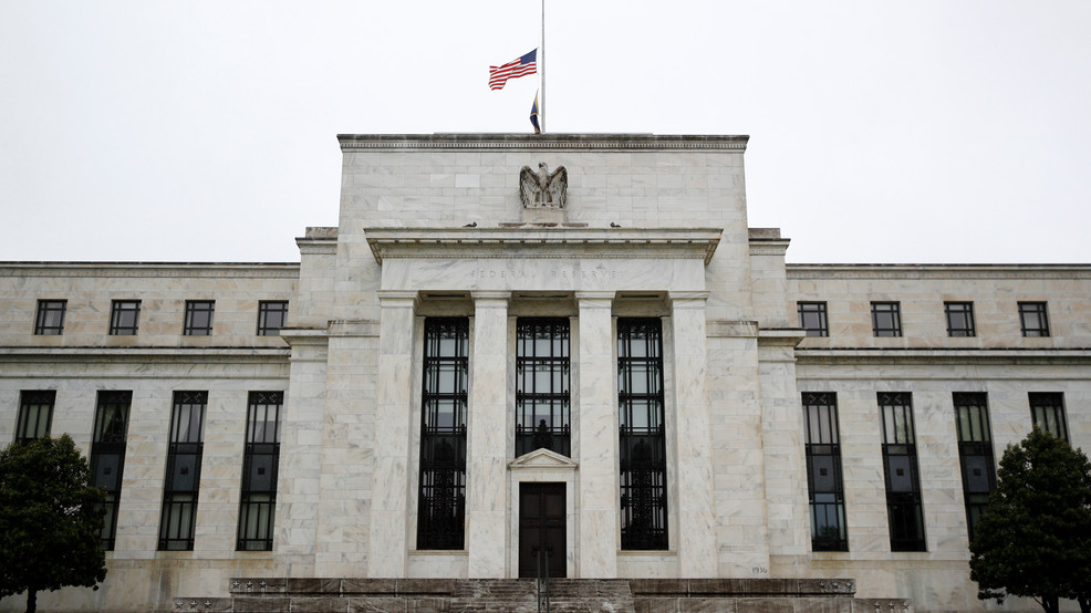 Federal Reserve-Bonds AP20167688127430.jpg