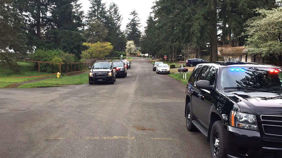 Woman Shot After Charging At Thurston Co Deputy With Scissors Komo 0323