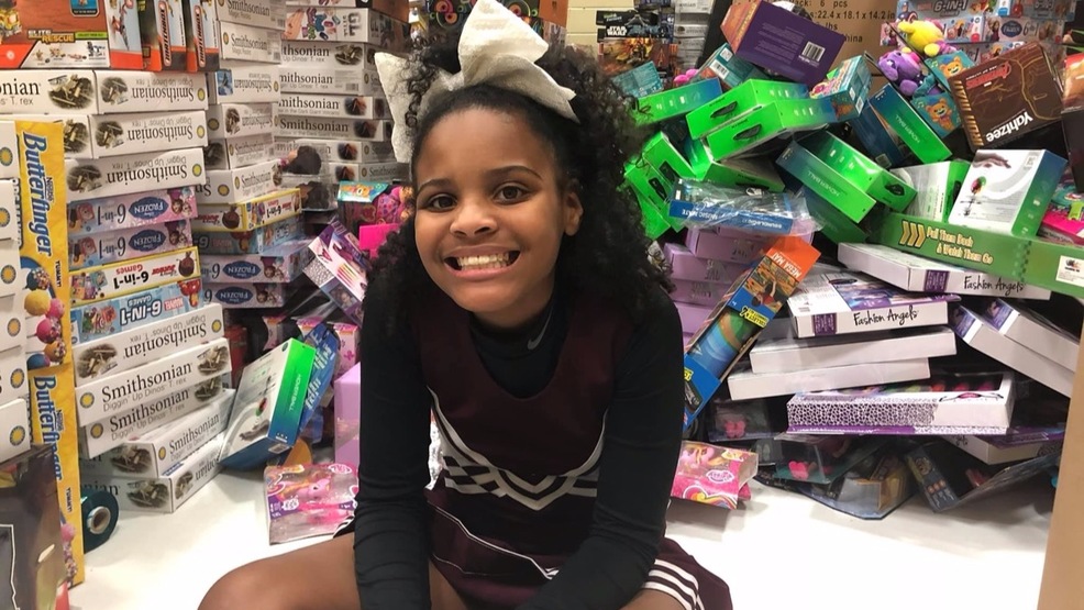 Little Miss Flint holds holiday party for kids affected by water crisis - nbc25news.com
