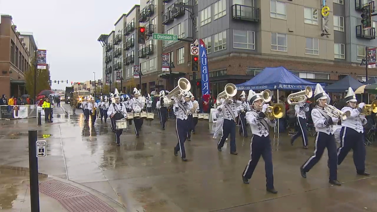 Veterans Day Parade honors military members in Auburn | KOMO Veterans Day Parade honors military members in Auburn | KOMO
